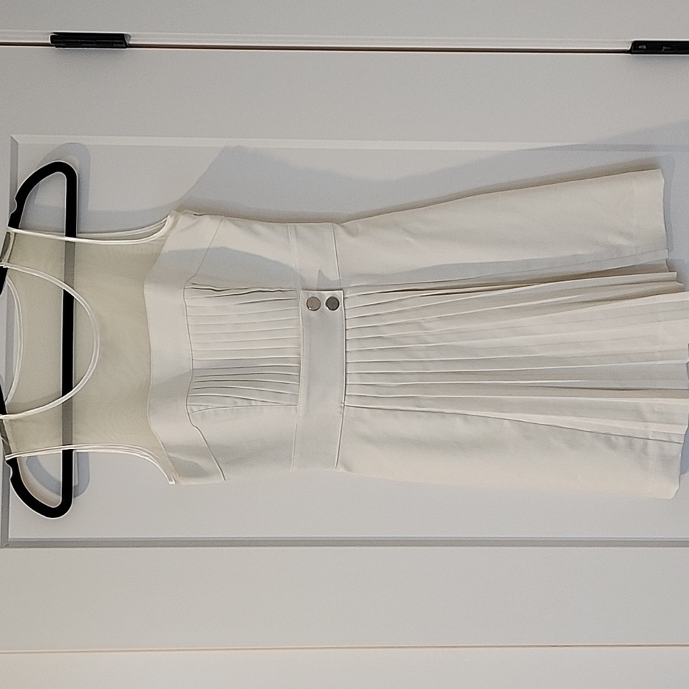 Bebe white pleated dress, sz 0.